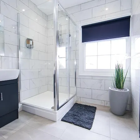 The Woolpack - Unforgettable Group Getaway In * York