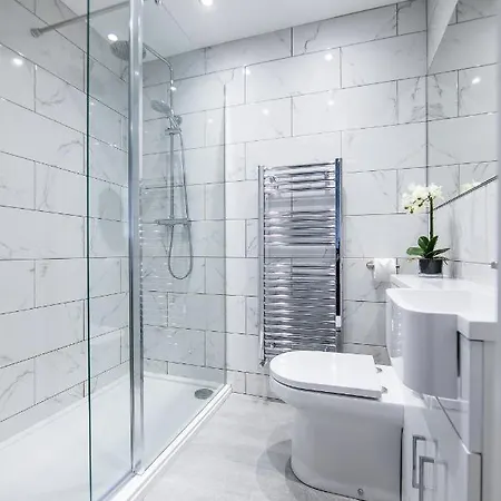 The Woolpack - Unforgettable Group Getaway In * York