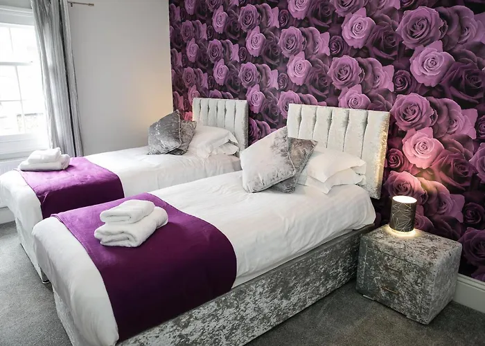 The Woolpack - Unforgettable Group Getaway In