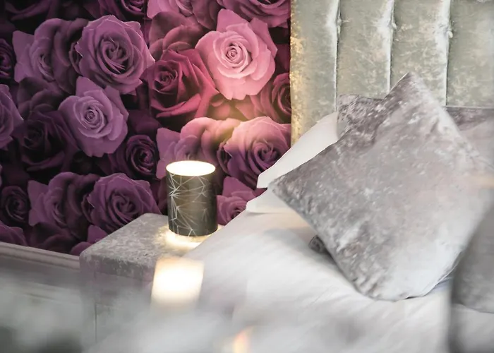 The Woolpack - Unforgettable Group Getaway In Appartement *