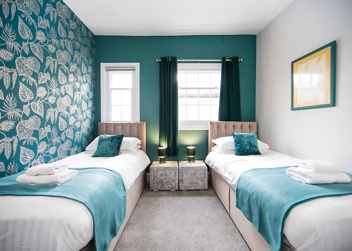 The Woolpack - Unforgettable Group Getaway In