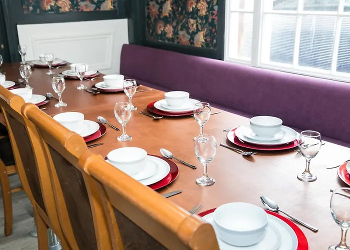 The Woolpack - Unforgettable Group Getaway In Appartement