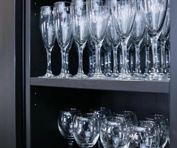 The Woolpack - Unforgettable Group Getaway In