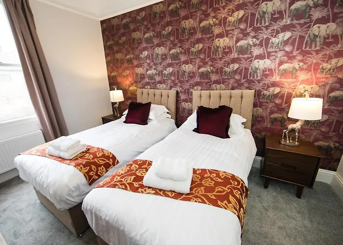 The Woolpack - Unforgettable Group Getaway In Appartement *