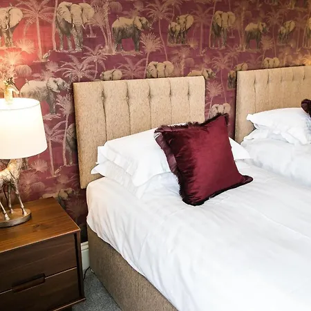The Woolpack - Unforgettable Group Getaway In Apartment York