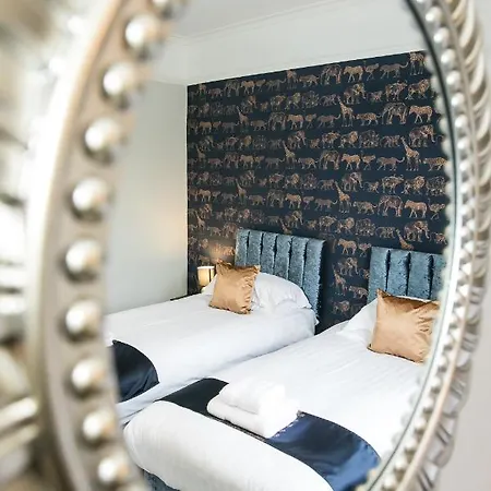 The Woolpack - Unforgettable Group Getaway In 约克
